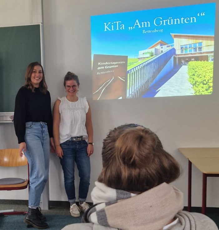 v.l. Katharina Rief, Hanna Gebhart v.l. Katharina Rief, Hanna Gebhart