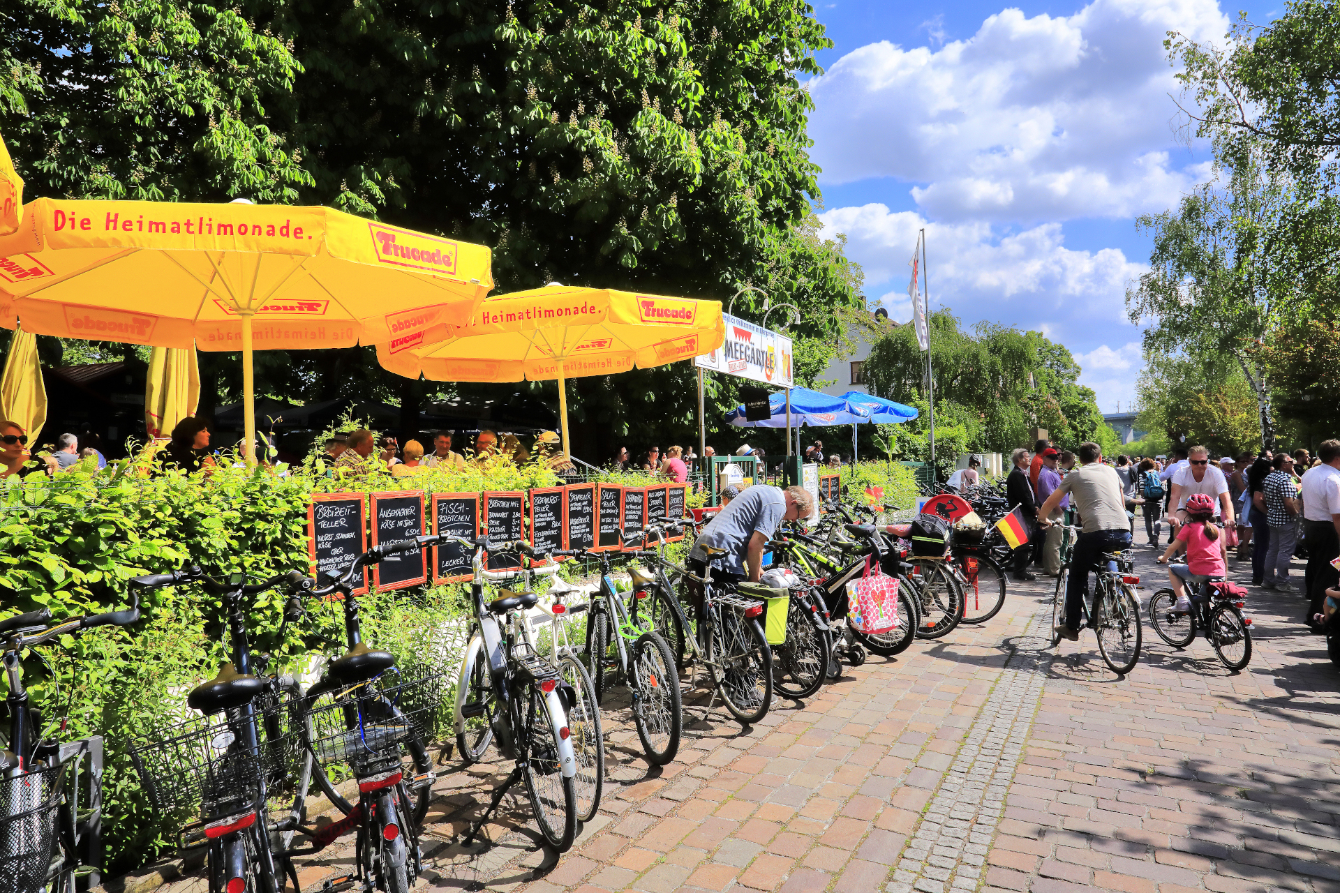 Biergarten Meegärtle Veitshöchheim.jpg Biergarten Meegärtle Veitshöchheim.jpg