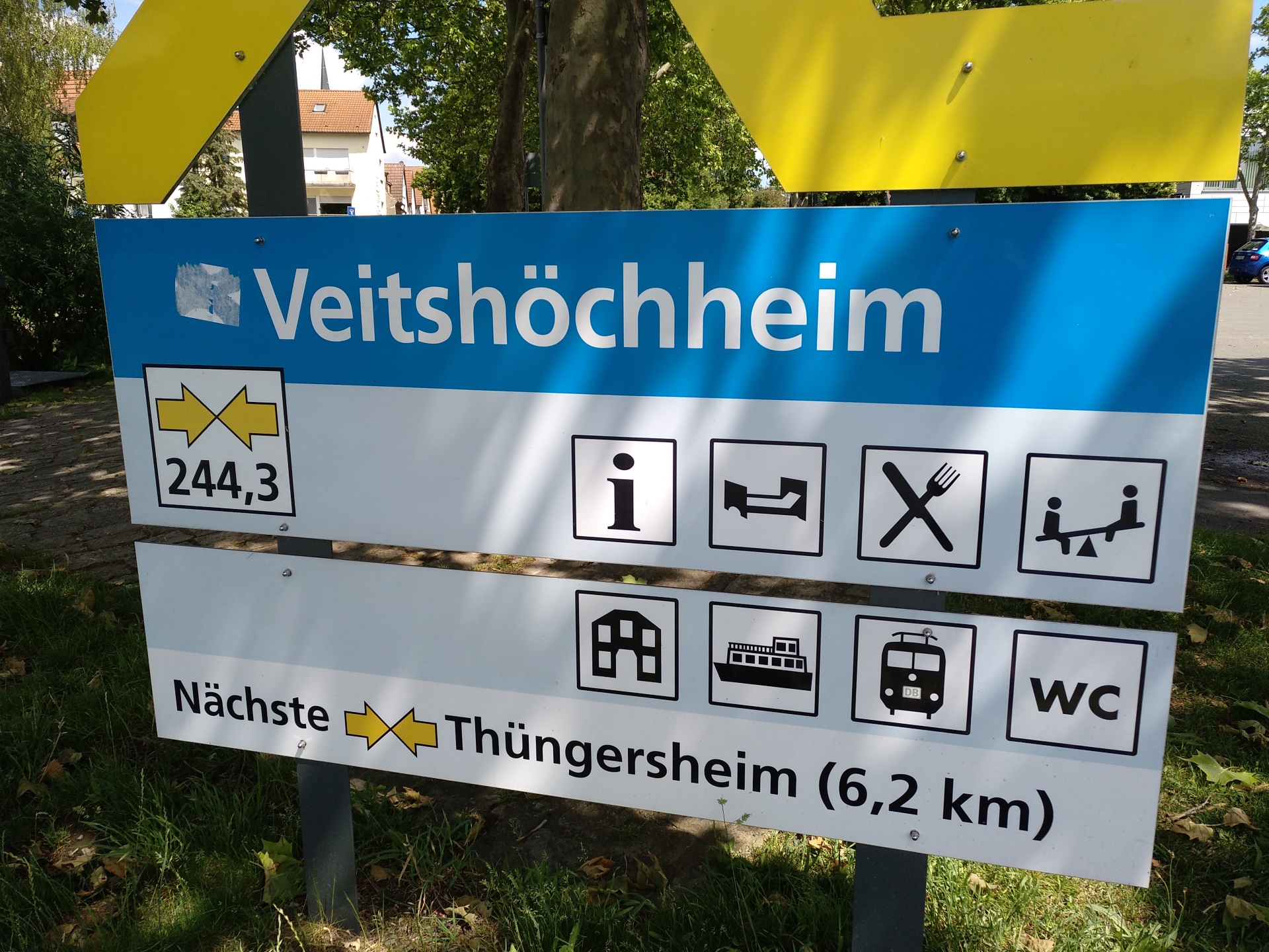 Anlegestelle Gelbe Welle Veitshöchheim.jpg Anlegestelle Gelbe Welle Veitshöchheim.jpg