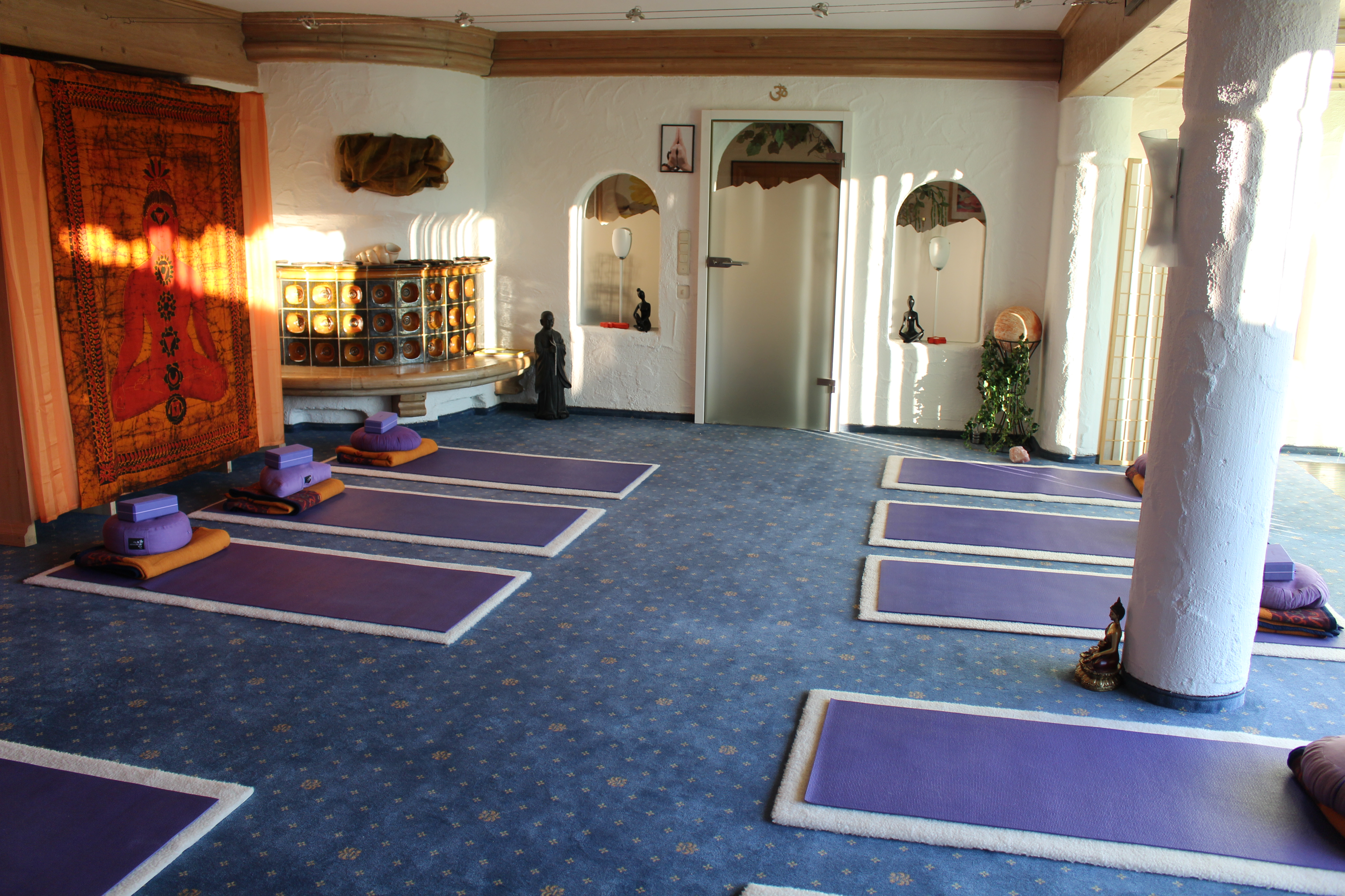 van Hauten Yogaraum Oy-Mittelberg